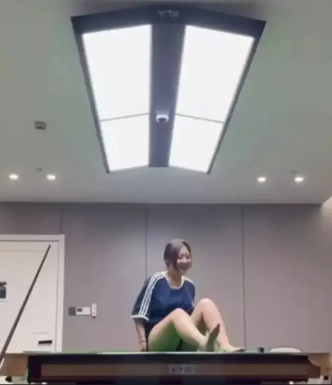 江苏东台名爵台球厅助教风波不断，《江苏东台名爵台球厅事件》视频流出，百度云/夸克等网盘资源免费看！