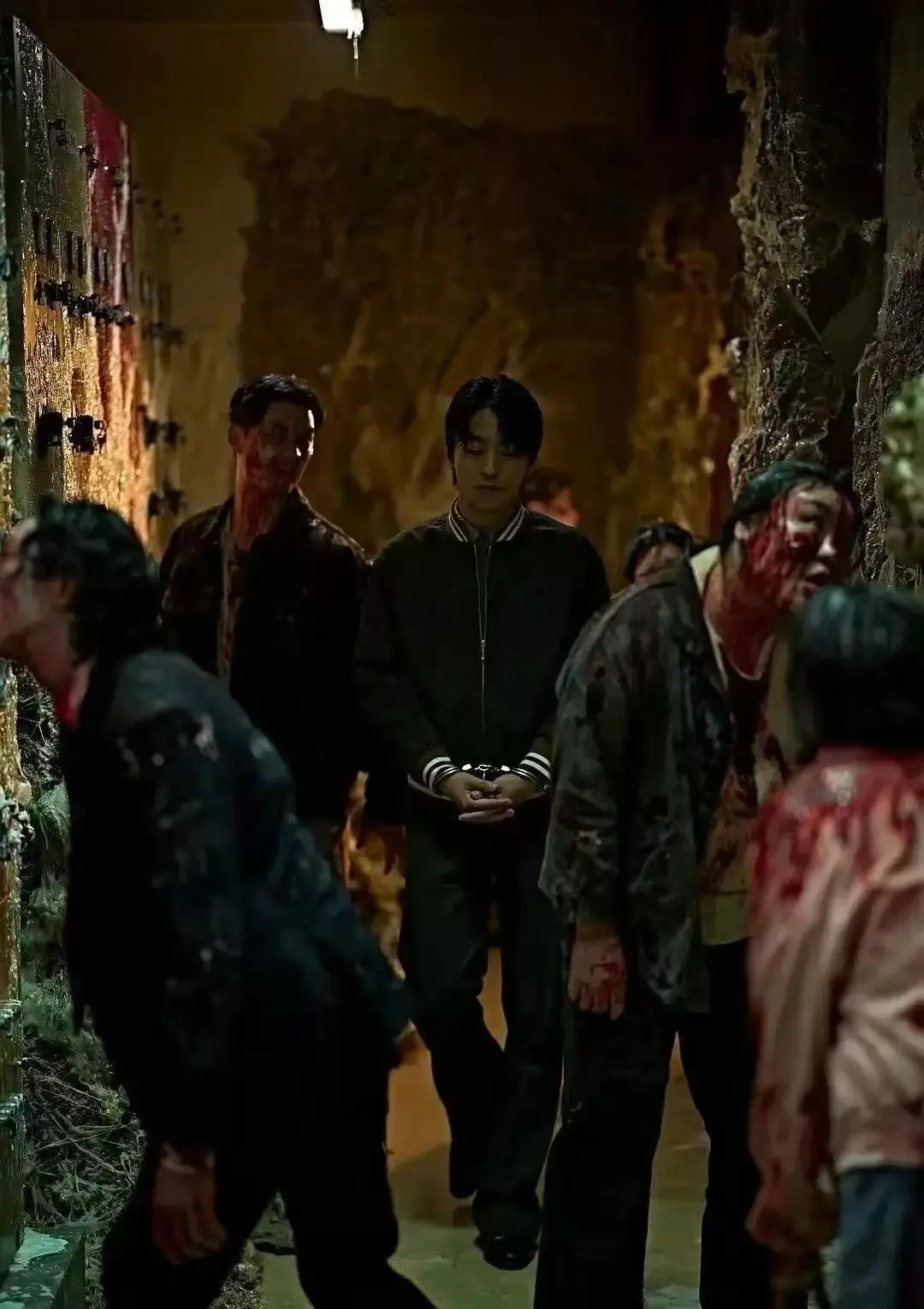 韩国电影《群体》免费观看_《群体》HD高清在线观看_《群体》完整版详情介绍-热门影院