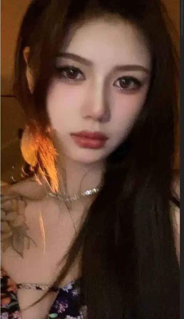 《丽枫酒店前台钟佩琪》“女大学生下海”事件全集合集免费在线观看，HD高清画质无删减，夸克迅雷百度云网盘资源免费下载-星空影院