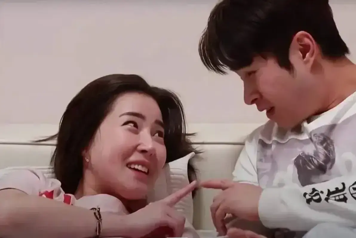韩国爱情电影《善良的女朋友》未删减HD中字高清免费在线播放_爱情片《善良的女朋友》全片高清观看-夸克迅雷百度网盘资源下载