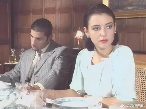 《大象女王1997》意大利原版电影高清完整版无删减中字全集免费在线观看，夸克网盘速达-大象女王1997赛仑修复版1080P画质-